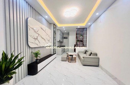 NHÀ ĐẸP Ở LUÔN TRẦN QUỐC VƯỢNG  - THOÁNG TRƯỚC SAU - NGÕ 3 GÁC PHÓNG - GẦN PHỐ - NỘI THẤT XỊN - TẶNG FULL NỘI THẤT.